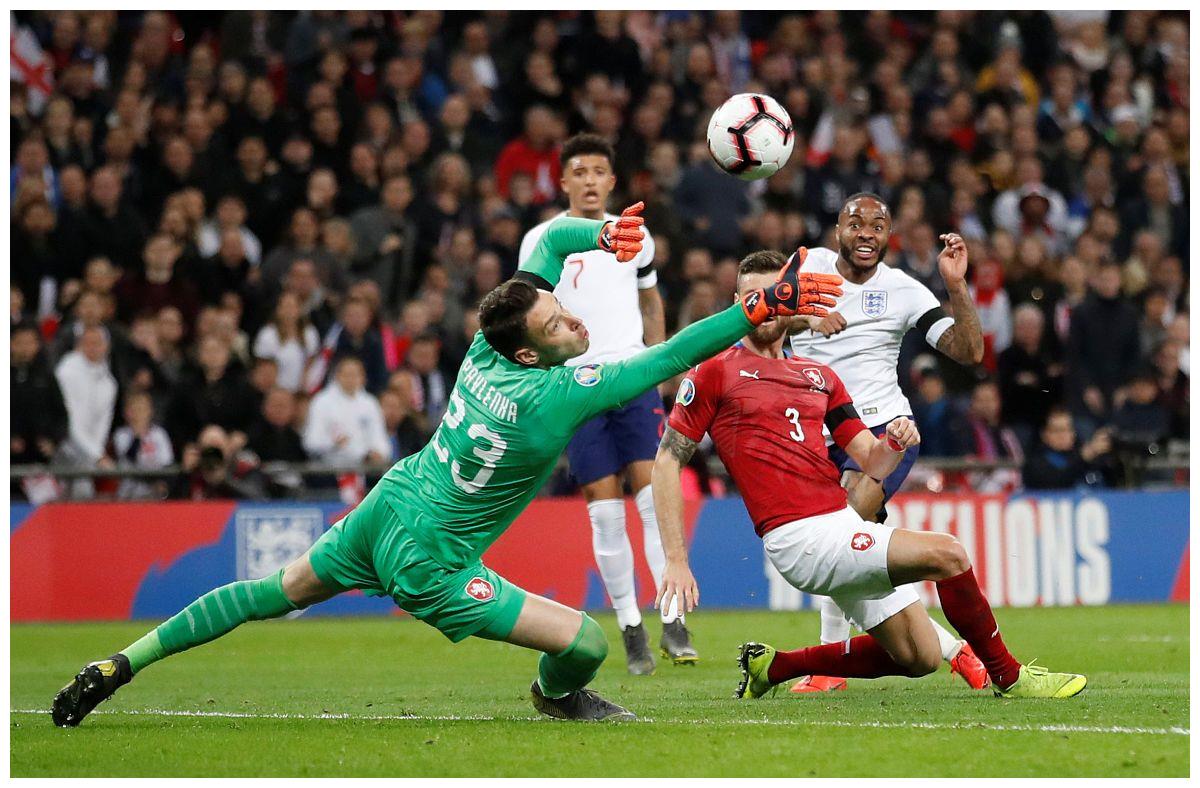 捷克战胜法国,小组第三跻身强的简单介绍 捷克战胜法国,小组第三跻身强的简单介绍