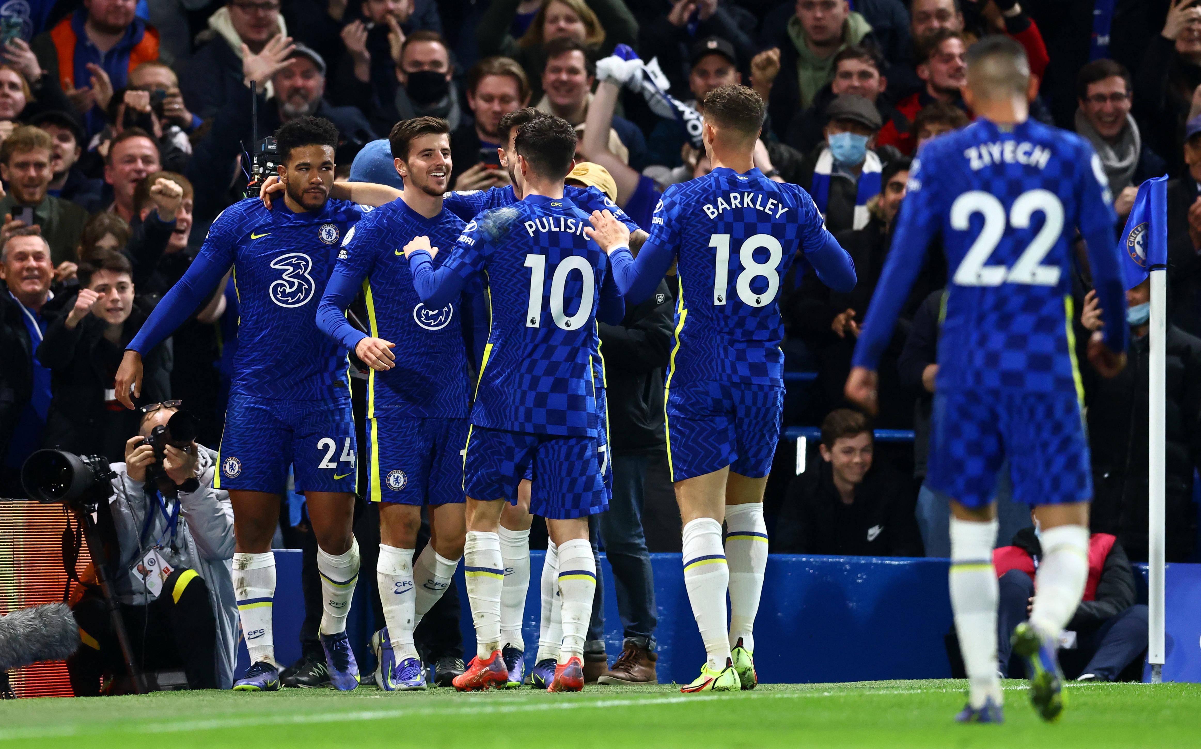 包含英超赛事精彩瞬间盘点，年度回顾震撼登场的词条