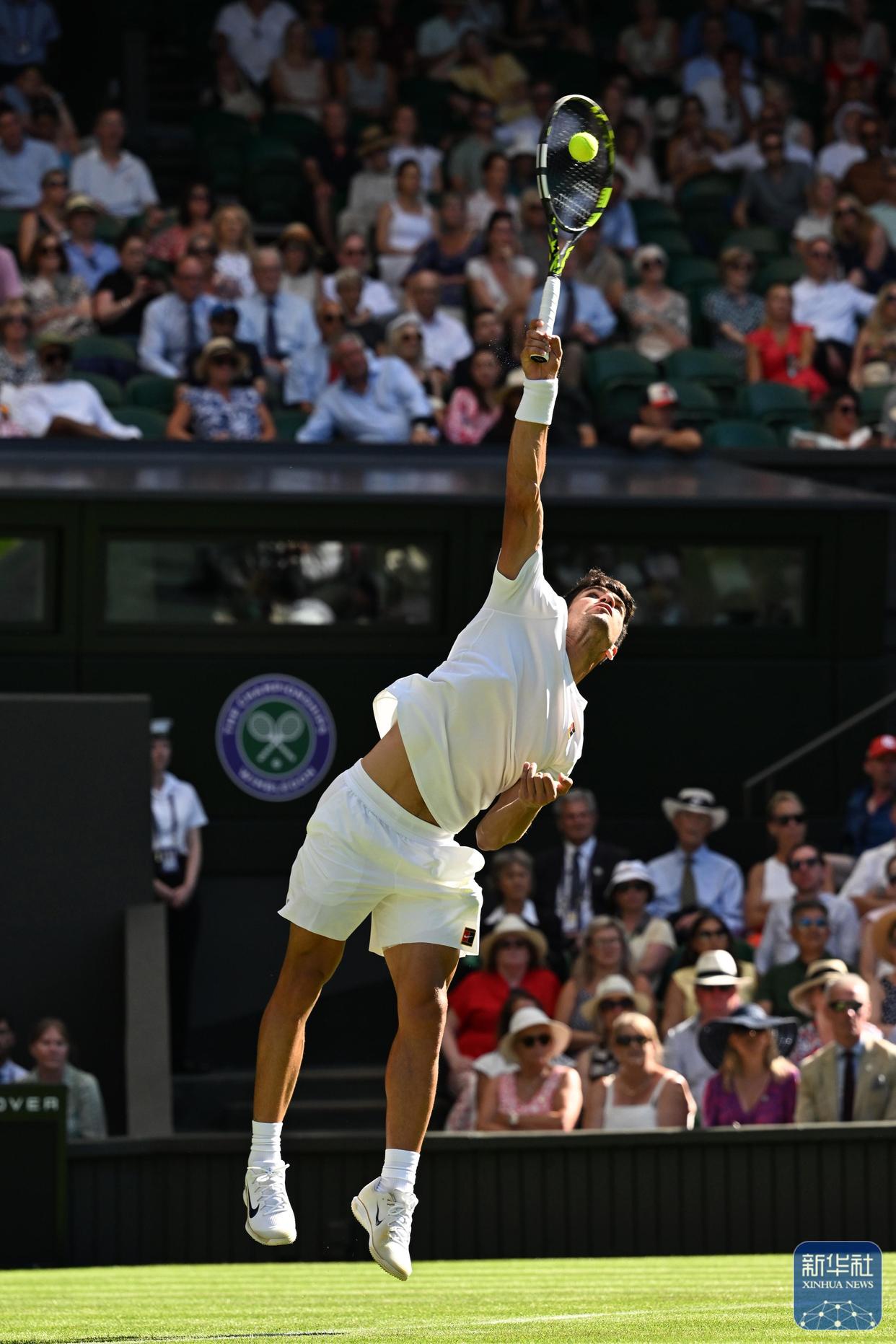 关于戴维斯杯轻取温网，阿尔卡拉斯带队取胜的信息