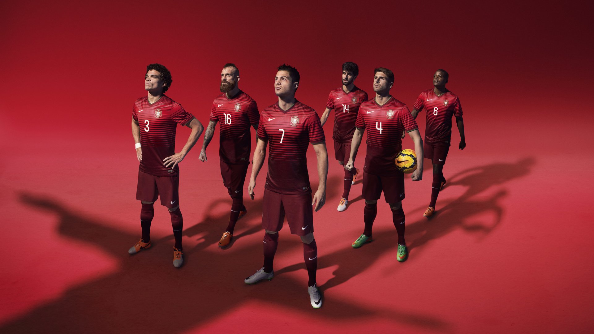 荆棘王冠，班凯罗在总决赛之夜的加冕